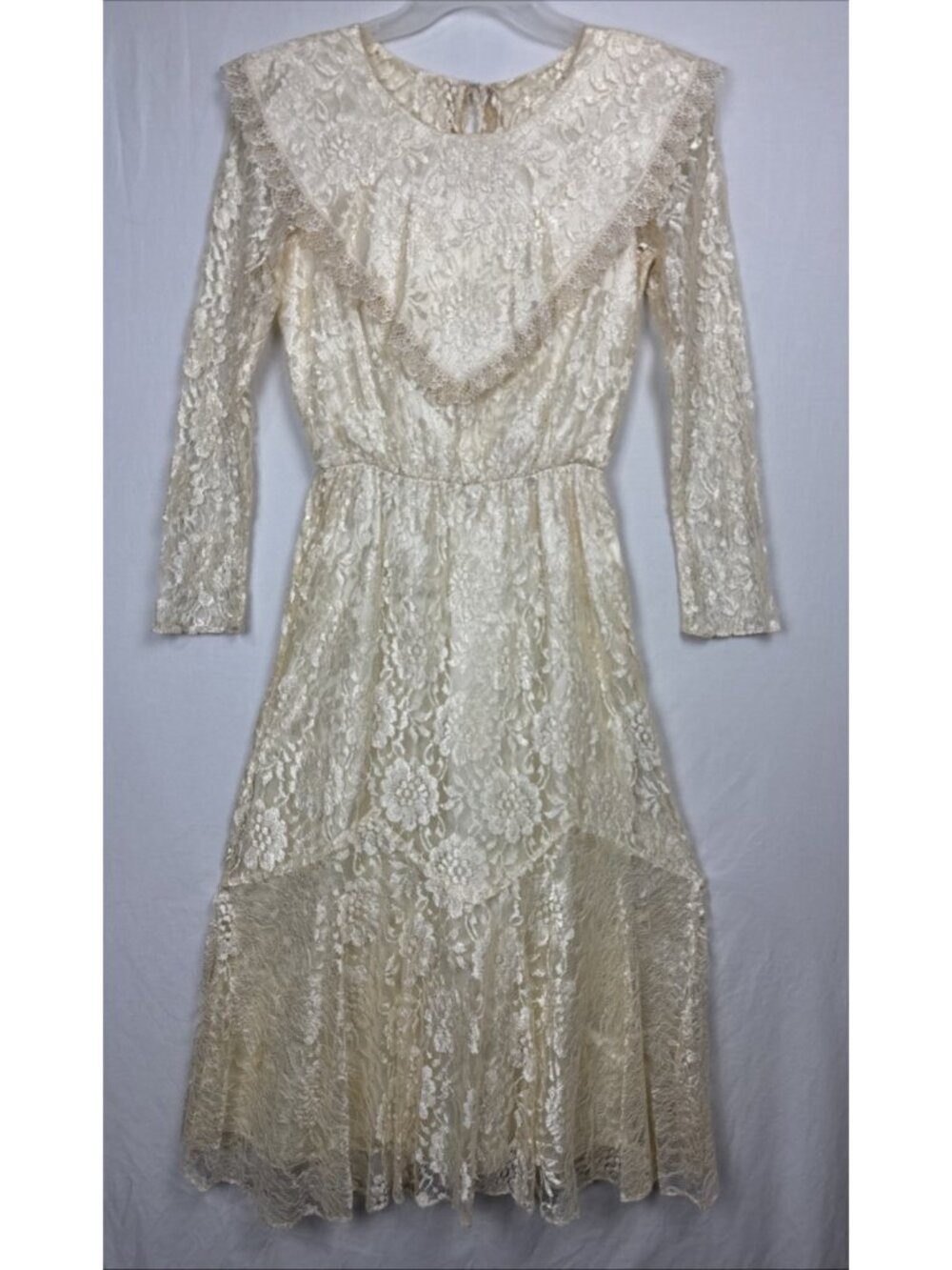 Vtg Lace Dress Light Yellow Cream Color size XS/S - lined wedding costume bride